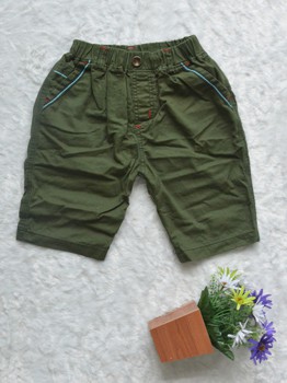 Quần kaki Bé Trai màu xanh rêu