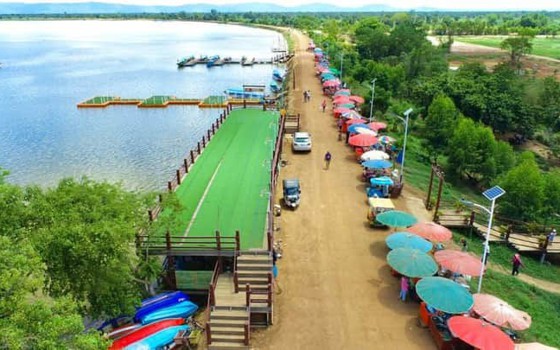 អាង​ជើងគ្រុស ខេត្តបន្ទាយមានជ័យ