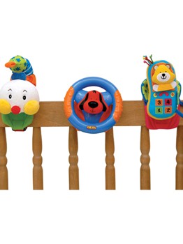 Kids ទាំងបីដែលរីករាយ