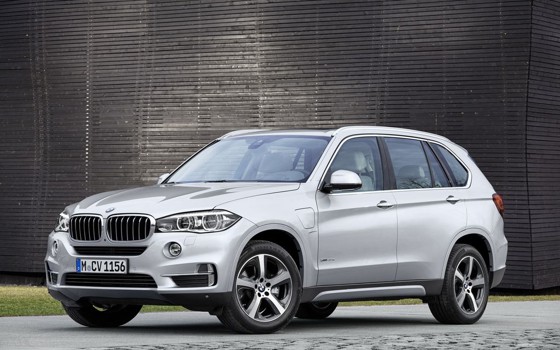 BMW X7 lộ diện qua ảnh phác thảo