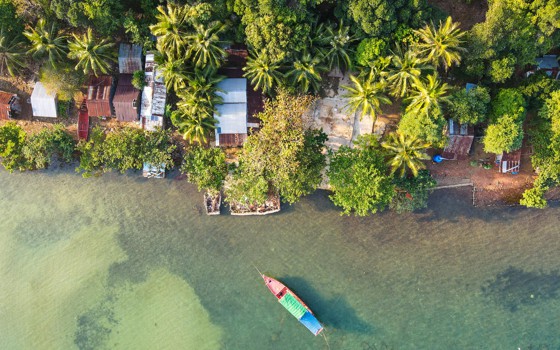 កោះពោធិ៍ ខេត្តកែប 