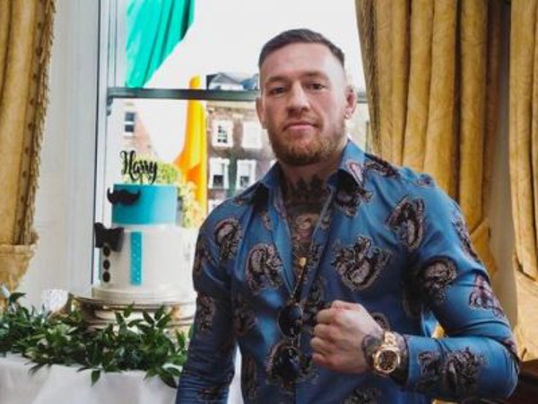 “Gã điên” Conor McGregor và gu thời trang ấn tượng