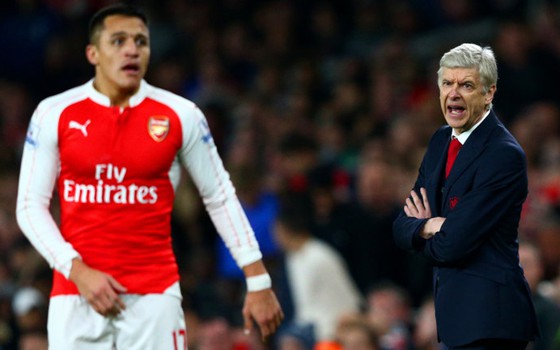 Alex Sanchez muốn ở lại Arsenal