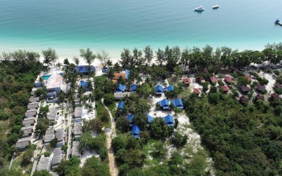 Mad Monkey Koh Rong នៅកោះរ៉ុង