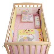 ឈុតគ្រែការ៉ុតជាមួយគំនូរស្វា 