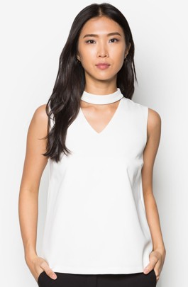 Áo Kiểu Cổ Cao Cut Out