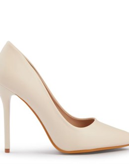 ស្បែកជើង​កែង