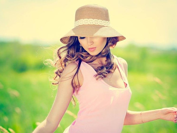 Mê đắm vẻ ngoài mong manh, thanh tú của Hoa hậu Mỹ Linh