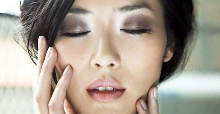 4 mẹo trang điểm thú vị cho dân công sở