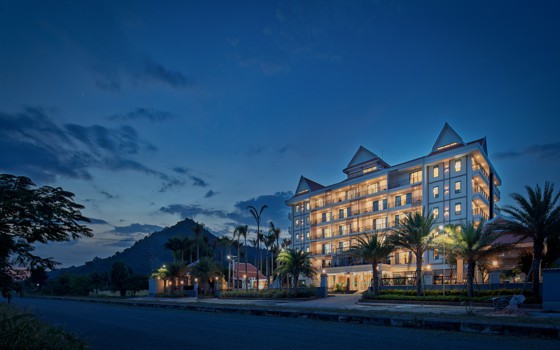 Vakara Hotel Kep - សណ្ឋាគារ វ៉ាការ៉ាកែប