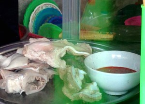 Ai không nên ăn nội tạng động vật?