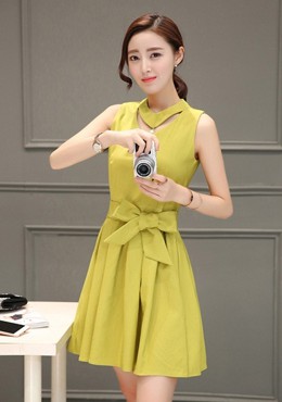 Đầm xòe cổ ngọc trai thắt nơ