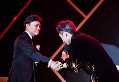 Tuấn Ngọc, sao anh không từ chối hát cùng Sơn Tùng M-TP?