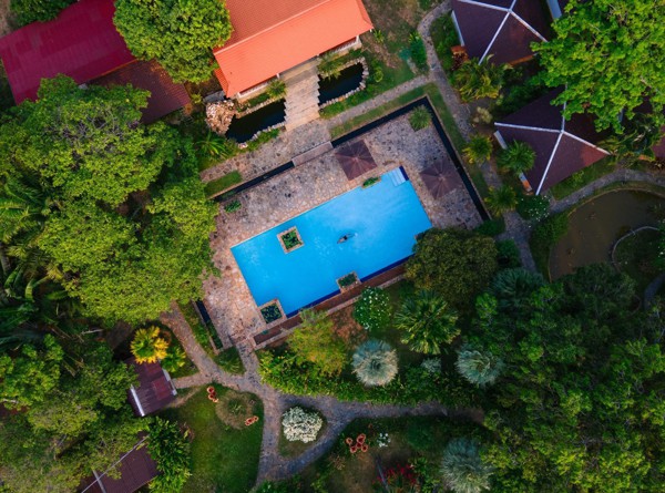 កែប យូវី រីសត - Kep UV Resort 