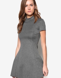 Đầm Xòe Cổ Cao