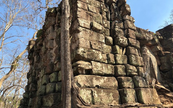 ប្រាសាទ លិង្គ ៣ ខេត្តព្រះវិហារ