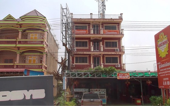 ផ្ទះសំណាក់ Ly Heng ស្រុកស្វាយអន្ទរ 