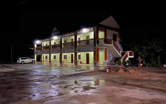 ផ្ទះសំណាក់ស្រះទឹកកោះញែក ខេត្តមណ្ឌលគិរី