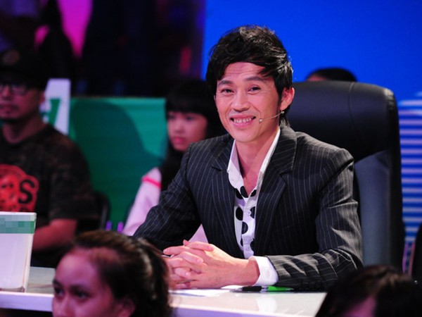 Hoai Linh បានចាកចេញពីកៅអីក្តៅជាលើកដំបូង ធ្វើអោយភាពចលាចលរបស់ប្រធាននាយកដ្ឋានស្ងប់ស្ងាត់