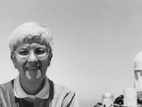 Chúng ta vừa mất đi một trong những nữ khoa học gia vĩ đại nhất thế giới, người xác nhận sự tồn tại của vật chất tối