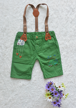 Quần Bé Trai Dây Đeo Kaki Short Thêu Xanh Két