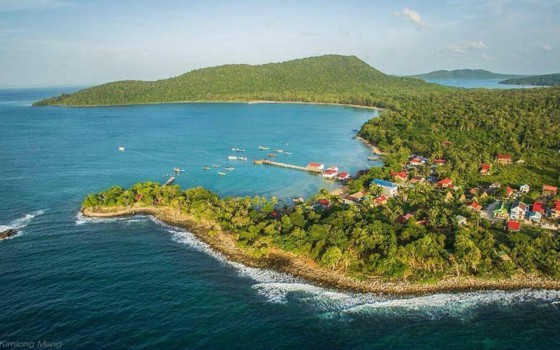 Two Ducks ព្រះសីហនុ