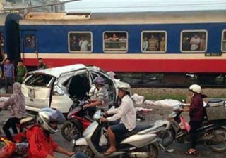 Sập cầu Ghềnh làm giảm 100 tỷ đồng doanh thu ngành đường sắt