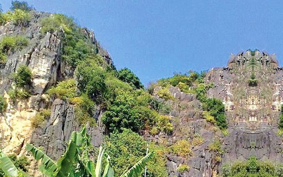 ទេសចរណ៏​ Phnom Bak នៅខេត្តបន្ទាយមានជ័យ