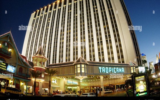 រីសត​ TROPICANA RESORT & CASINO បន្ទាយមានជ័យ