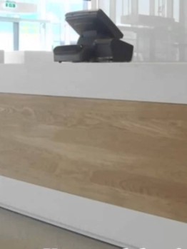 ទទួលភ្ញៀវ LT3