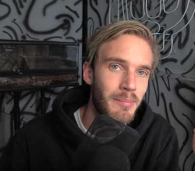 Cộng đồng YouTuber hoang mang khi lượng view lao dốc không phanh