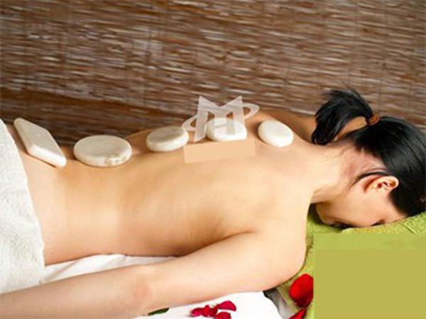 ការម៉ាស្សាថ្មត្រជាក់ និងឥទ្ធិពលរបស់វាក្នុងការម៉ាស្សាថែរក្សារាងកាយ