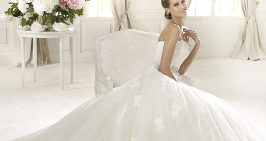 Dự đoán xu hướng trang điểm cô dâu 2017