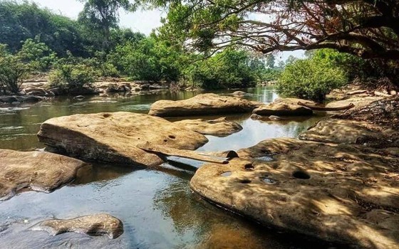 រមណីយដ្ឋានល្បាក់កំរោញ 