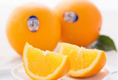 Sunkist ពណ៌ទឹកក្រូចអាមេរិចលឿង