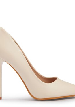 ស្បែកជើង​កែង