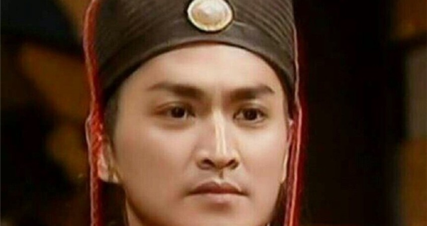 Hơn 20 năm đã trôi qua, Triển Chiêu vẫn cô đơn lẻ bóng không gia đình