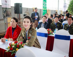 Huyền My giản dị tham dự buổi tiêu hủy ngà voi và sừng tê giác