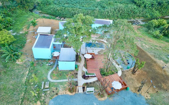 យូហ្គោ ផ្ទះលំហែ នៅភ្នំ 1500