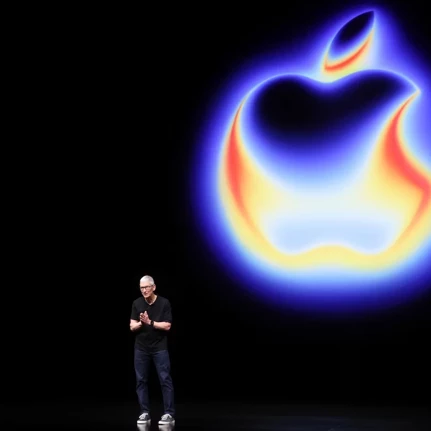 Apple ប្រកាសចេញ iPhone ថ្មី! សុខចិត្តខាតរាប់លានដុល្លារ  តែមិនព្រមដំឡើងថ្លៃ មិនខ្លាចរឿងពន្ធគយរបស់លោក Trump ទេឬ?