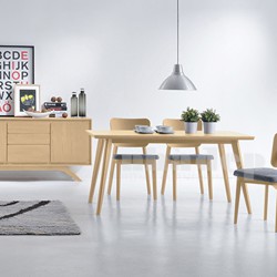 តារាងបរិភោគអាហារឈើ Bruno (តុ 1 និង 6 កៅអី)