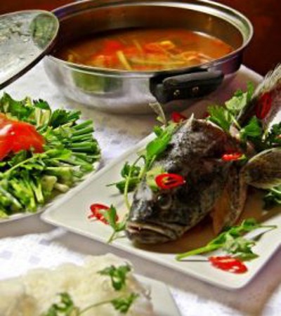 ឆ្នាំងក្តៅសាច់ត្រី