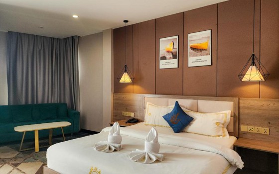 សណ្ឋាគារ Sunshine ភ្នំពេញ