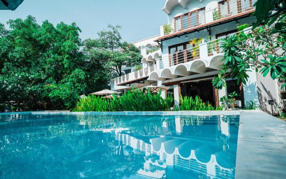 សណ្ឋាគារ iRoHa Garden Hotel ភ្នំពេញ