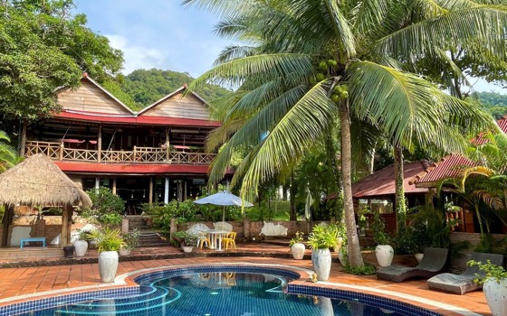 រីស៊ត កែបលុច - Kep Lodge