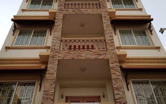 សណ្ឋាគារ ហូលីដេ ខេត្តកំពង់ស្ពឺ