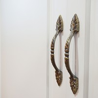 ដំបងពណ៌បៃតង B1