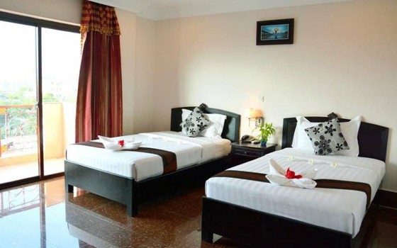 សណ្ឋាគារកំពតឌីយ៉ាម៉ង់ - Kampot Diamond Hotel ខេត្តកំពត