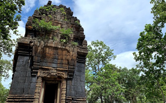 ប្រាសាទនាងខ្មៅ ខេត្តព្រះវិហារ