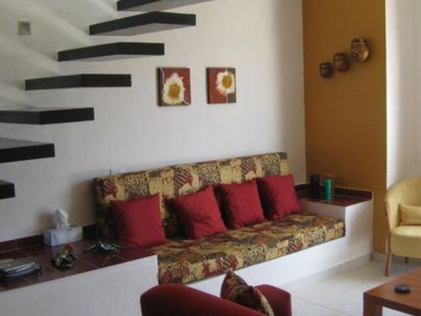 Các cầu thang đẹp nhưng người dùng run chân